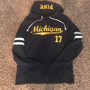 Pink Michigan Hoodie ❤️🏈🏀